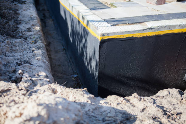 Professional Crawl Space Encapsulation technician working in Mount Carmel, IL
